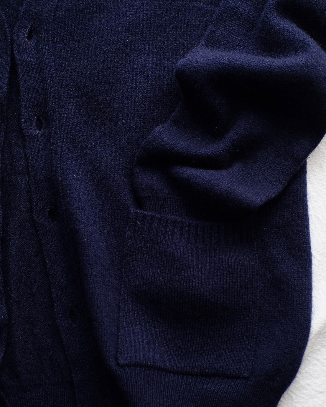 Kintyre Cashmere Sweater, Dark Navy - 画像 (7)